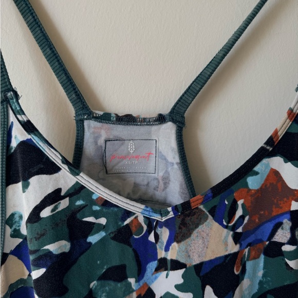 Free People FP Movement Hot Shot Onesie Printed Evergreen Combo Size XS - Picture 3 of 4